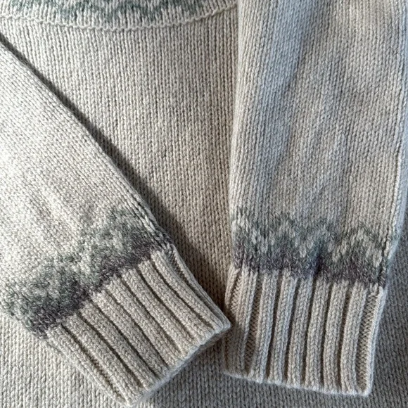 LL Bean Classic Heritage Fair Isle Cream Gray 100% Lambs Wool Women’s Sweater M - Picture 10 of 17